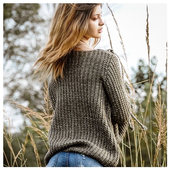 Big Bell Cuffs Burgundy Metallic Sweater - Picture 5 of 13